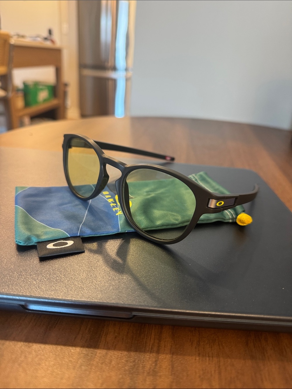 Oakley Latch with Prizm Gaming lens.